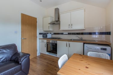 2 bed house, Colum Road, Cathays, Cardiff, CF103EF - Image 1
